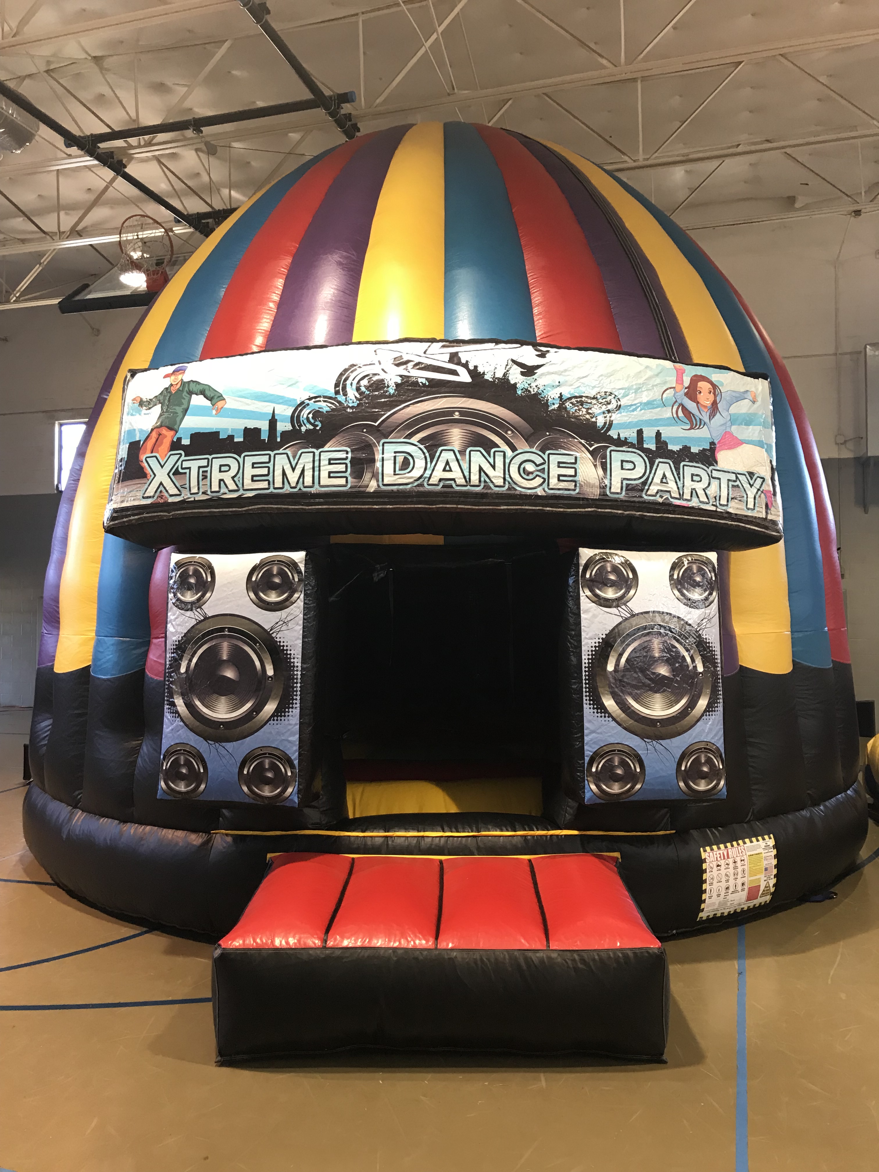 Xtreme Dance Party Dome Bouncing Beez