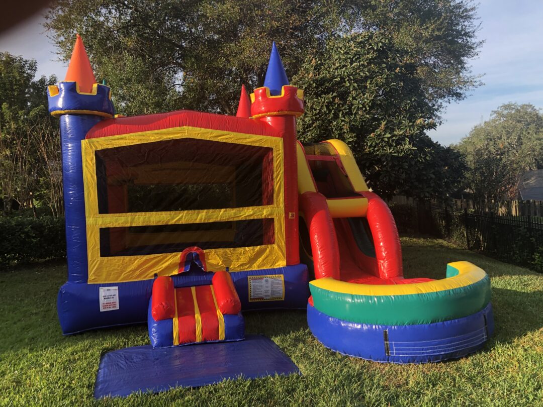 4 in 1 Module Castle Combo Wet/Dry Bouncing Beez